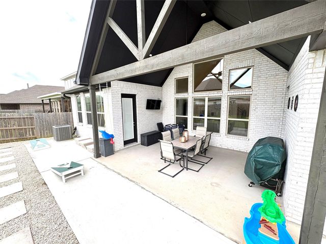 1019 Navasota Street, Webster, TX 77598