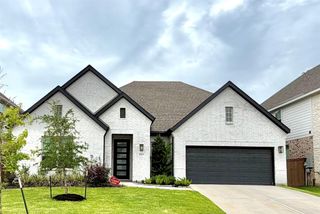 1019 Navasota Street, Webster, TX 77598