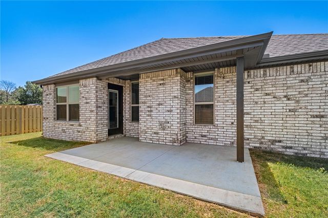 1116 Maclaren Avenue, Lowell, AR 72745