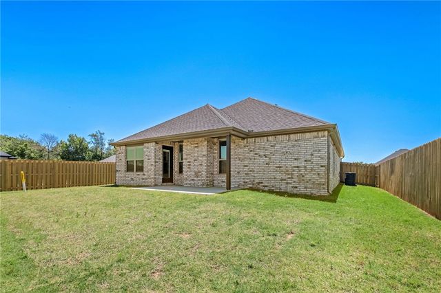 1116 Maclaren Avenue, Lowell, AR 72745