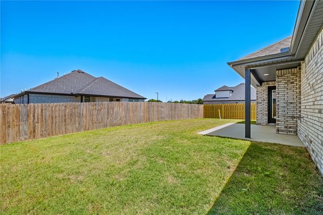 1116 Maclaren Avenue, Lowell, AR 72745