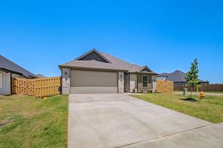 1116 Maclaren Avenue, Lowell, AR 72745