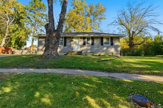2504 Church Circle, Manhattan, KS 66502
