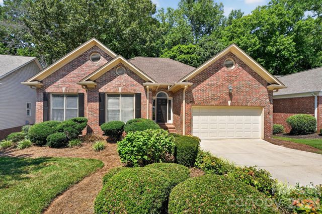 1935 Hamptonwood Road, Rock Hill, SC 29732