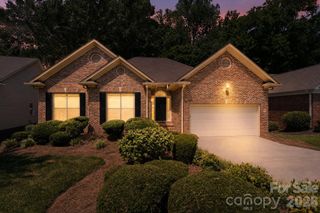 1935 Hamptonwood Road, Rock Hill, SC 29732