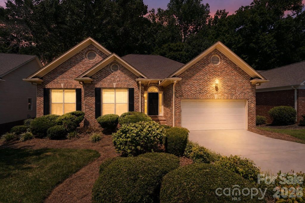 1935 Hamptonwood Road, Rock Hill, SC 29732
