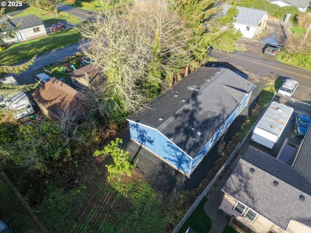 90766 HOLLYWOOD Ln, Coos Bay, OR 97420