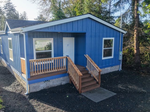 90766 HOLLYWOOD Ln, Coos Bay, OR 97420