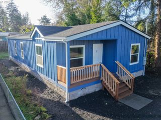 90766 HOLLYWOOD Ln, Coos Bay, OR 97420