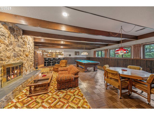 413 THORA CIRCLE Dr, Winchester, OR 97495