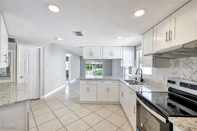 321 Dania ST, Lehigh Acres, FL 33936