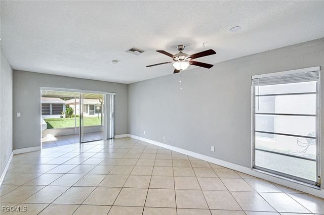 321 Dania ST, Lehigh Acres, FL 33936