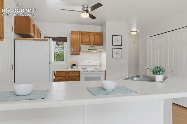 961 Columbine Avenue, Colorado Springs, CO 80904
