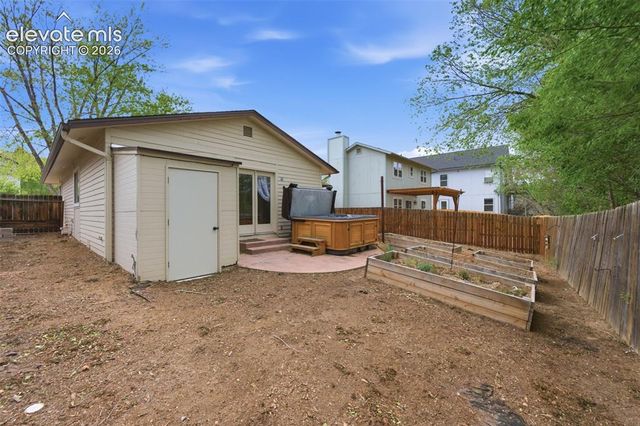 961 Columbine Avenue, Colorado Springs, CO 80904