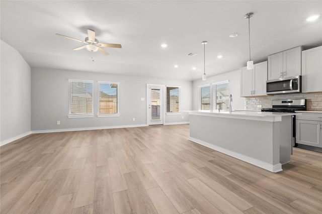 2635 Wastelbread Lane, Rosenberg, TX 77471