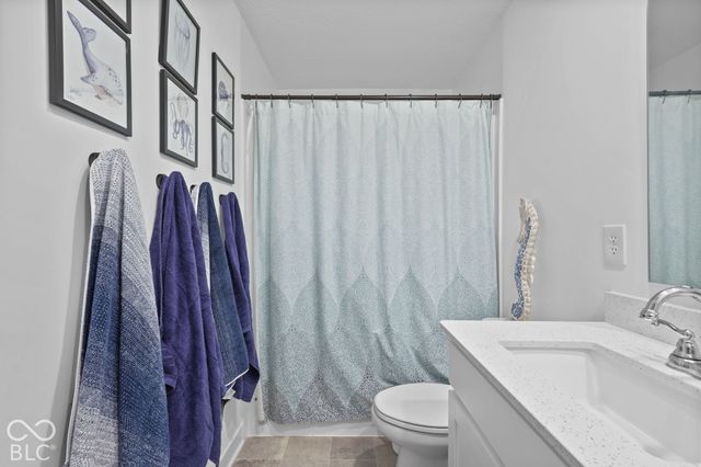 11547 Kylemore Drive, Indianapolis, IN 46235