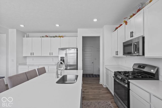 11547 Kylemore Drive, Indianapolis, IN 46235