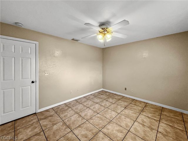 208 SE 17th ST, Cape Coral, FL 33990