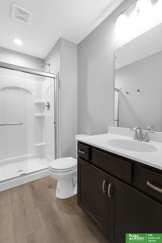 7900 Maxine Drive, Lincoln, NE 68516