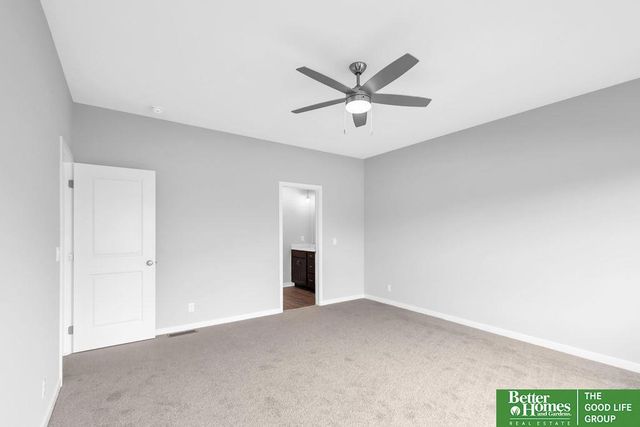 7900 Maxine Drive, Lincoln, NE 68516