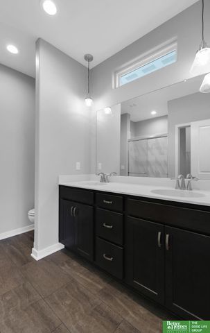 7900 Maxine Drive, Lincoln, NE 68516