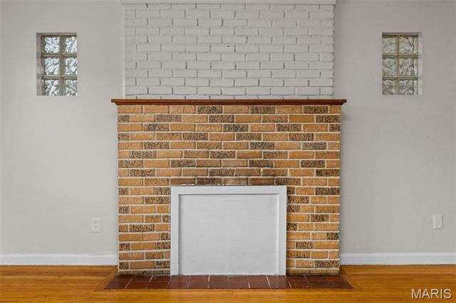 375 Adrian Drive, St Louis, MO 63137