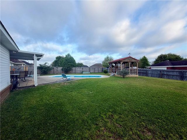 10006 Dairy Drive S, Mobile, AL 36695