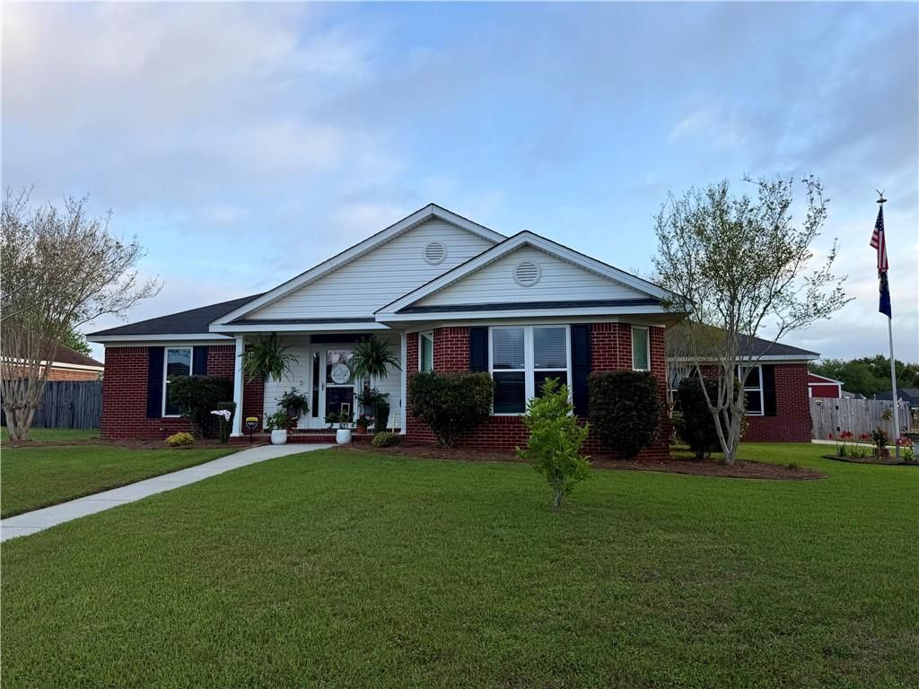 10006 Dairy Drive S, Mobile, AL 36695