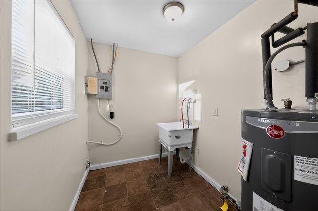 1456 Pershing Boulevard, Dayton, OH 45410