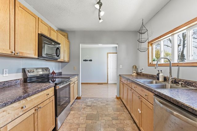 203 2nd Avenue NW, Buffalo, MN 55313