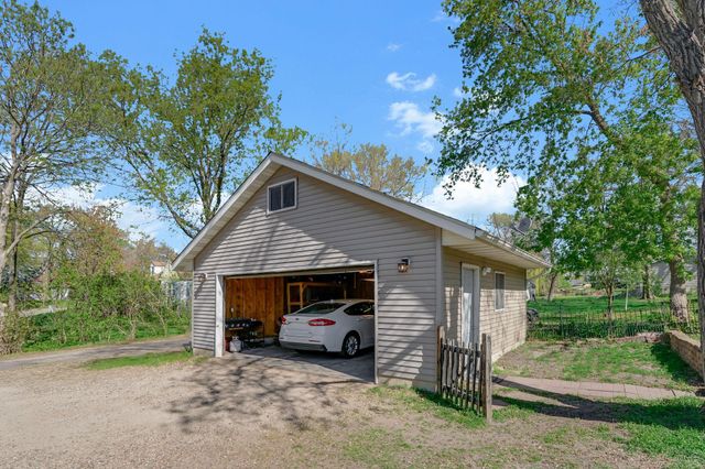 203 2nd Avenue NW, Buffalo, MN 55313