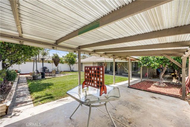 5065 Carlingford Ave, Riverside, CA 92504