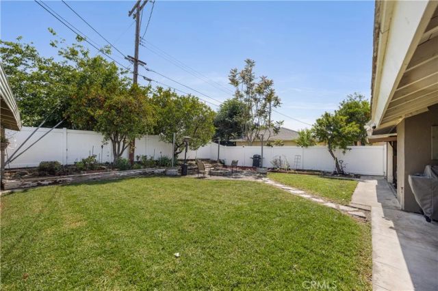 5065 Carlingford Ave, Riverside, CA 92504