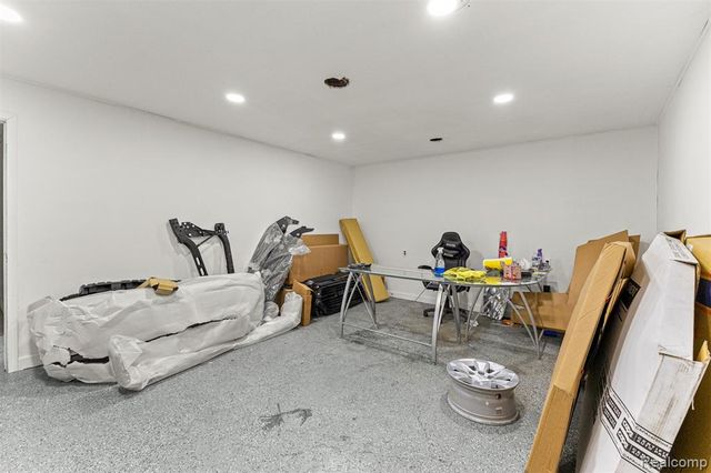 12950 Lyndon Street, Detroit, MI 48227