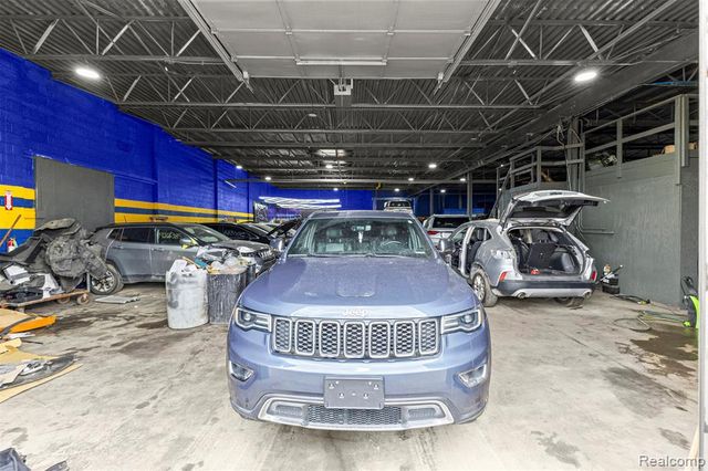 12950 Lyndon Street, Detroit, MI 48227