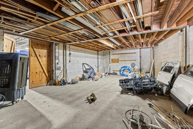 12950 Lyndon Street, Detroit, MI 48227