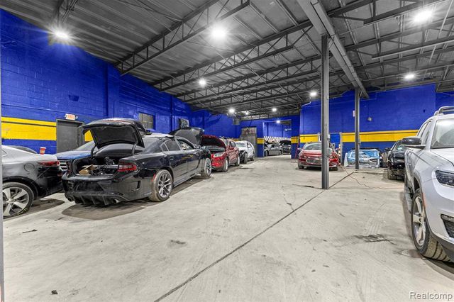 12950 Lyndon Street, Detroit, MI 48227