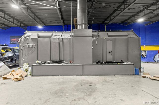 12950 Lyndon Street, Detroit, MI 48227