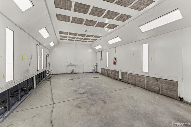 12950 Lyndon Street, Detroit, MI 48227