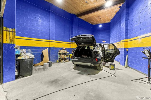 12950 Lyndon Street, Detroit, MI 48227