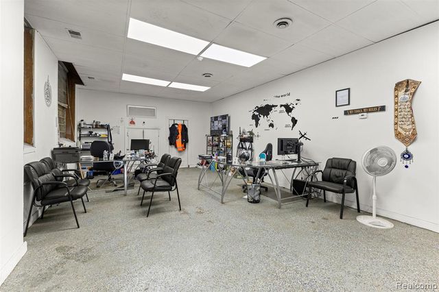 12950 Lyndon Street, Detroit, MI 48227