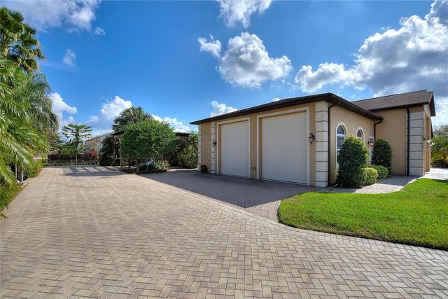 421 TRAVELERS DRIVE, Polk City, FL 33868