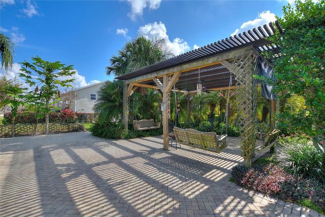 421 TRAVELERS DRIVE, Polk City, FL 33868