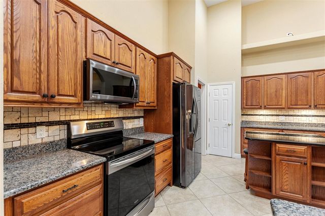 421 TRAVELERS DRIVE, Polk City, FL 33868