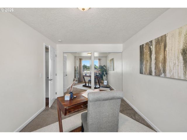 2126 Sw 17TH St, Gresham, OR 97080