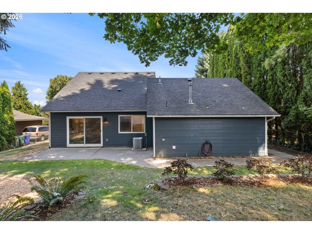 2126 Sw 17TH St, Gresham, OR 97080