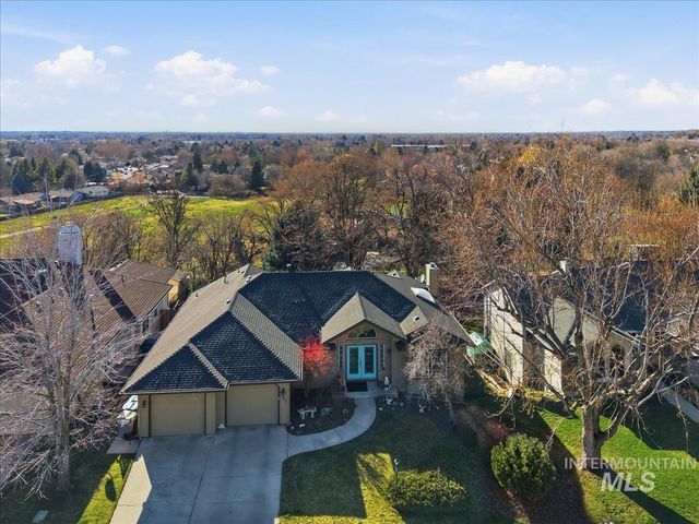 6603 W Summer Hill Dr, Boise, ID 83714