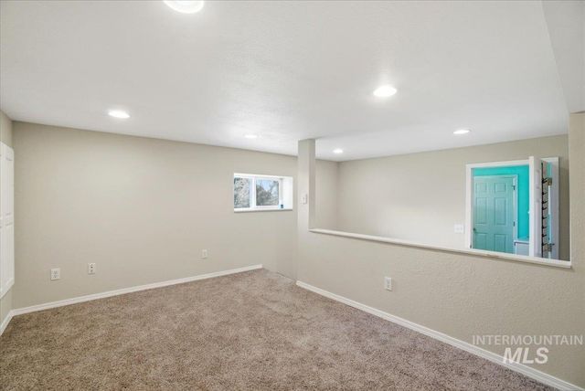 6603 W Summer Hill Dr, Boise, ID 83714