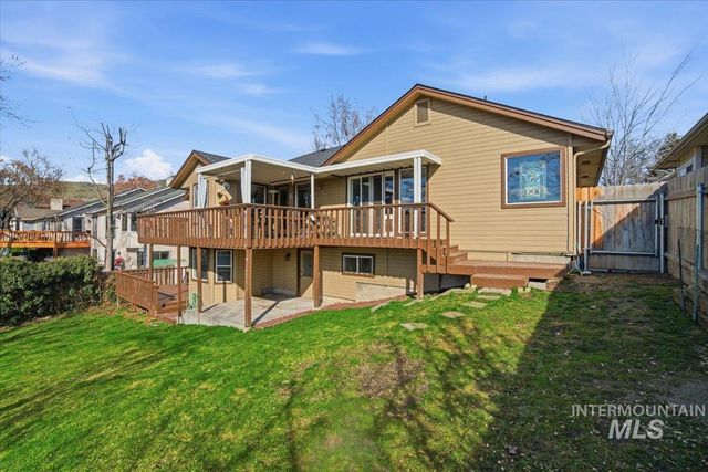 6603 W Summer Hill Dr, Boise, ID 83714