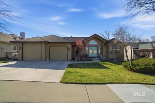 6603 W Summer Hill Dr, Boise, ID 83714
